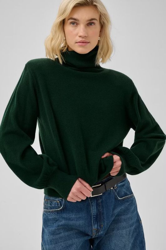 Jola turtleneck pullover douglas green MY ESSENTIAL WARDROBE