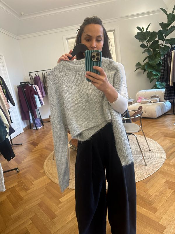 Yella jumper light grey EDITED