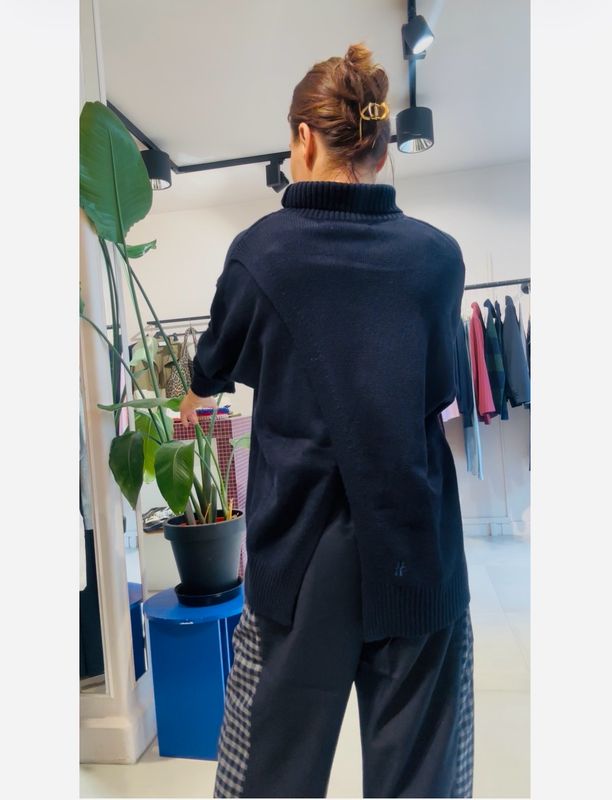 Pull Jerry blue nuit JIJI STUDIO