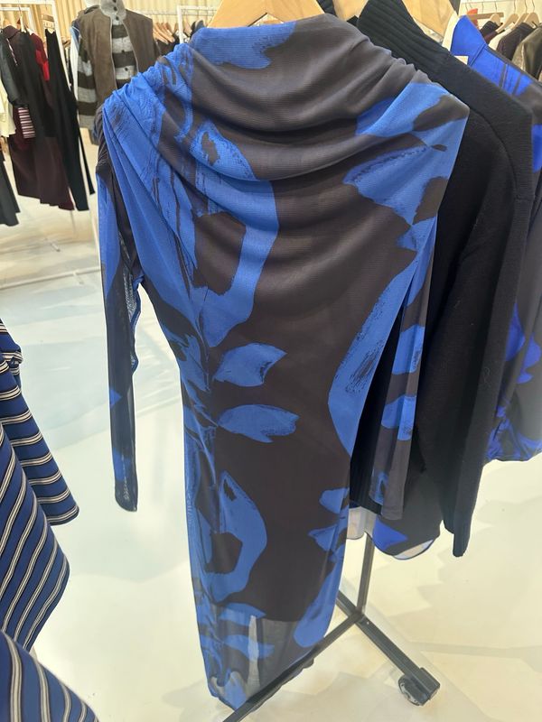 Robe Louis delphnium JIJI STUDIO