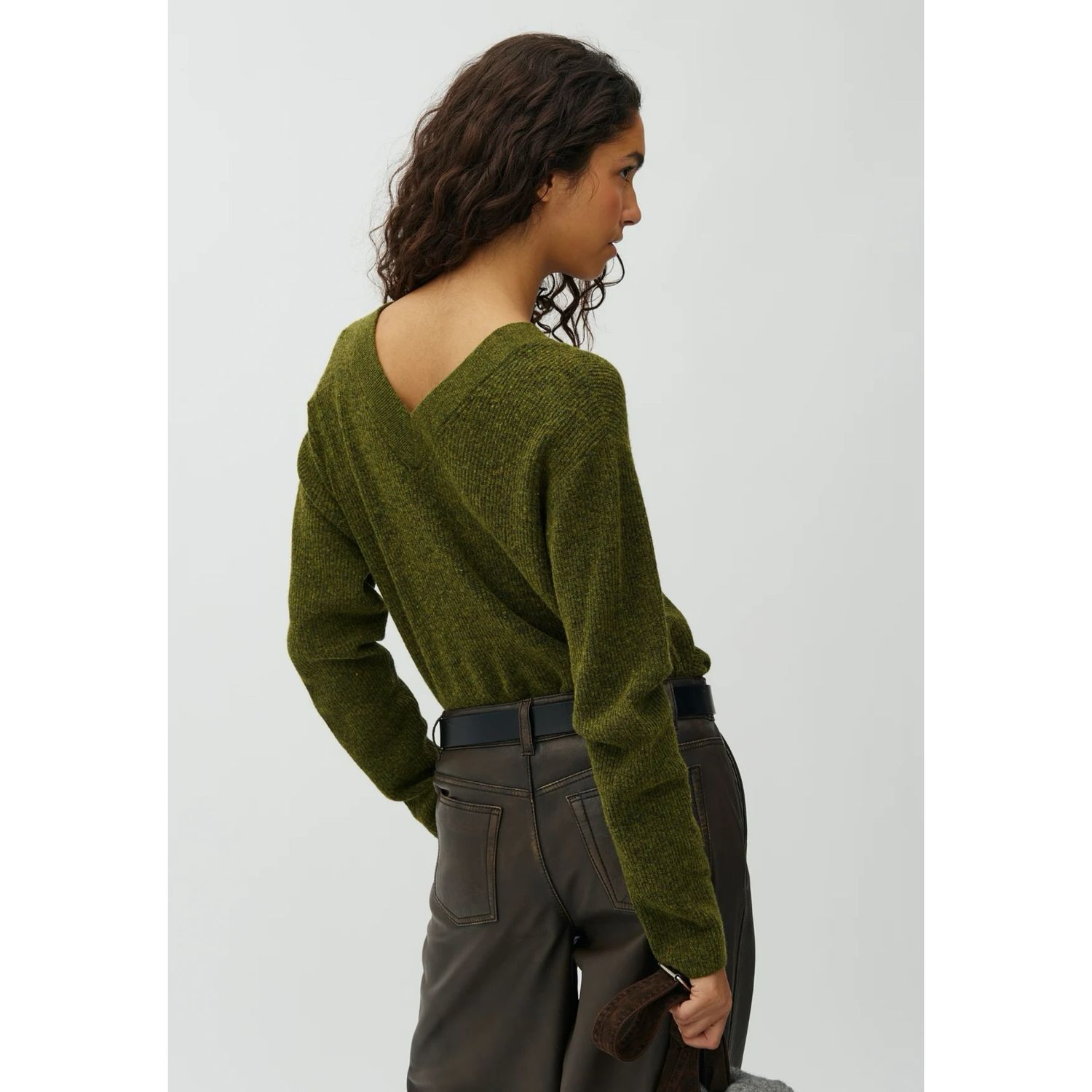Rione Asato warm olive knit MBYM