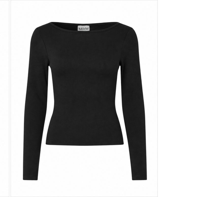 Evelyn black tshirt MBYM