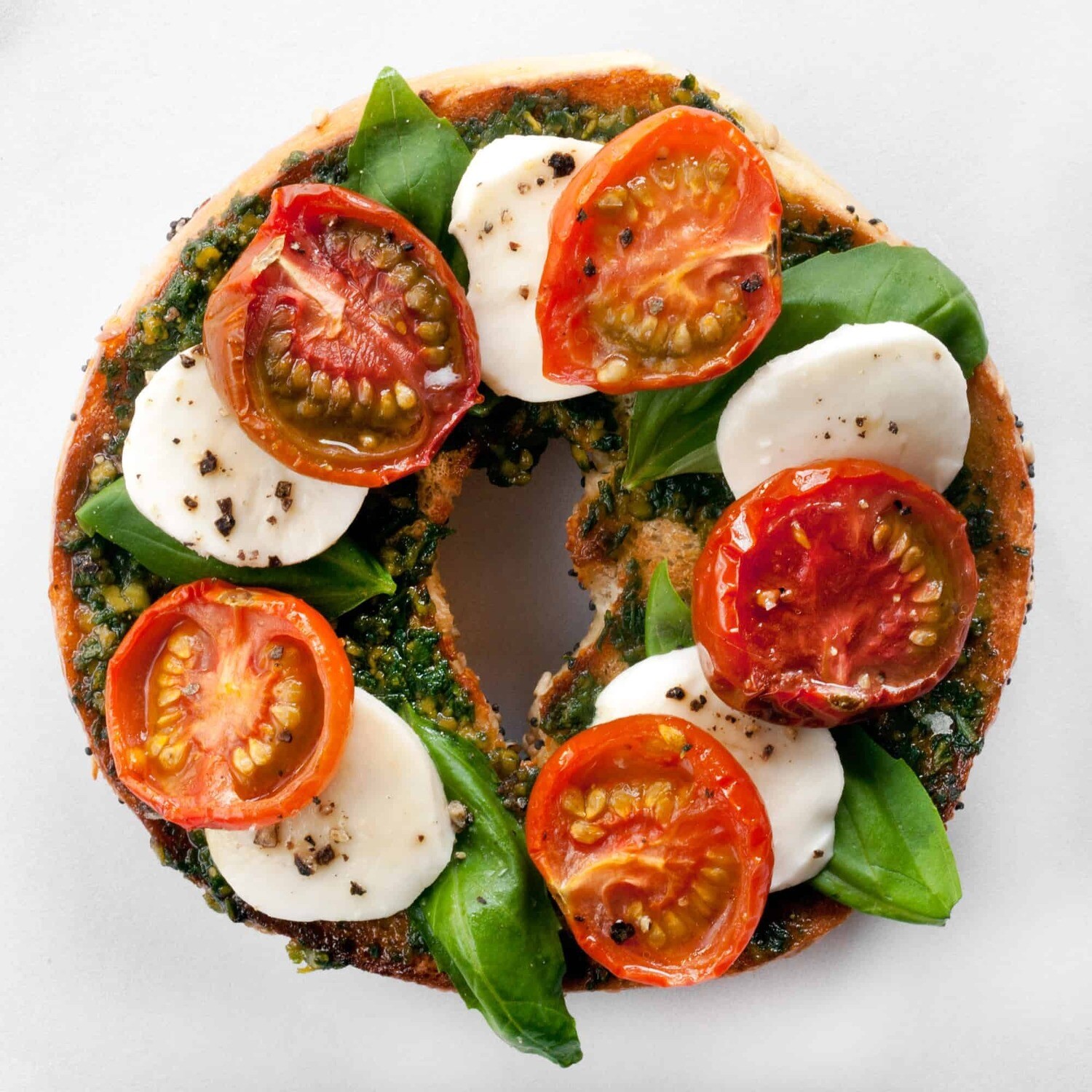Mozzarella bagel
