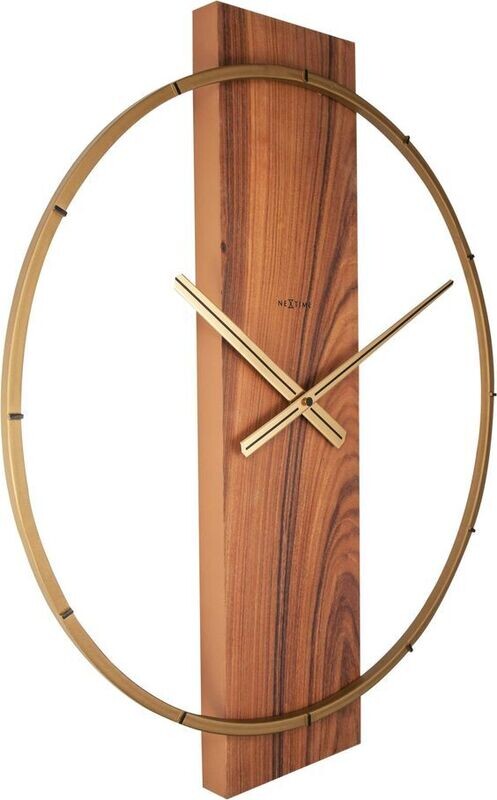 Jam dinding besar kayu unik