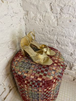 Hakken pumps - gold
