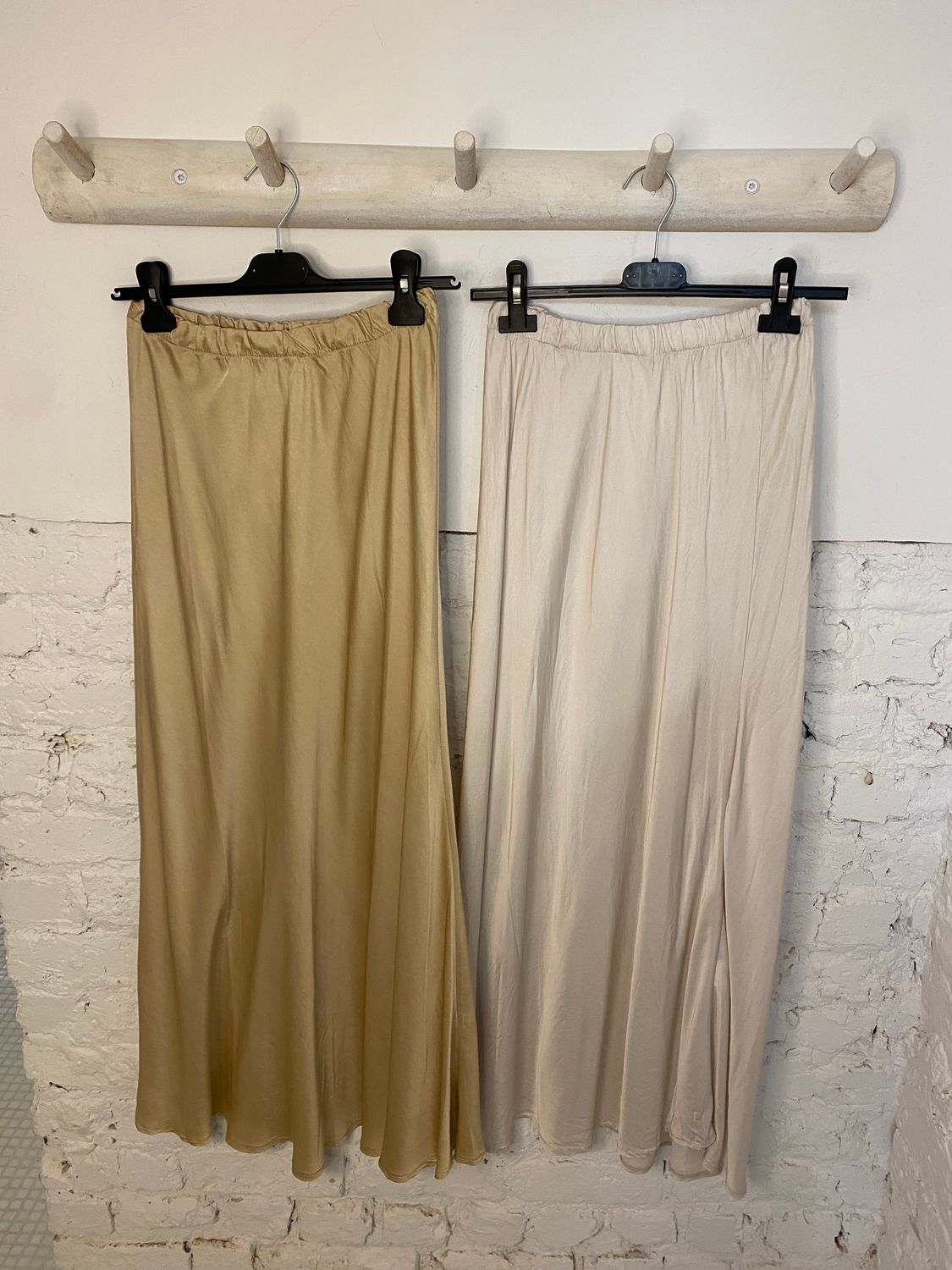 Rok maxi satin - elastiek aan taille - crème/goud - TU