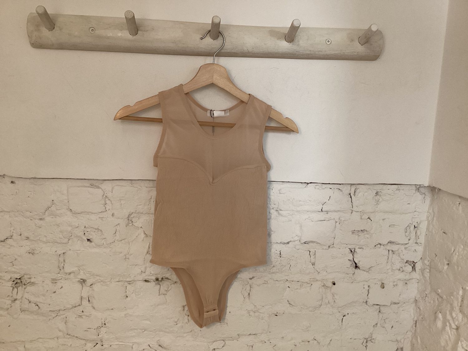 Body beige mesh