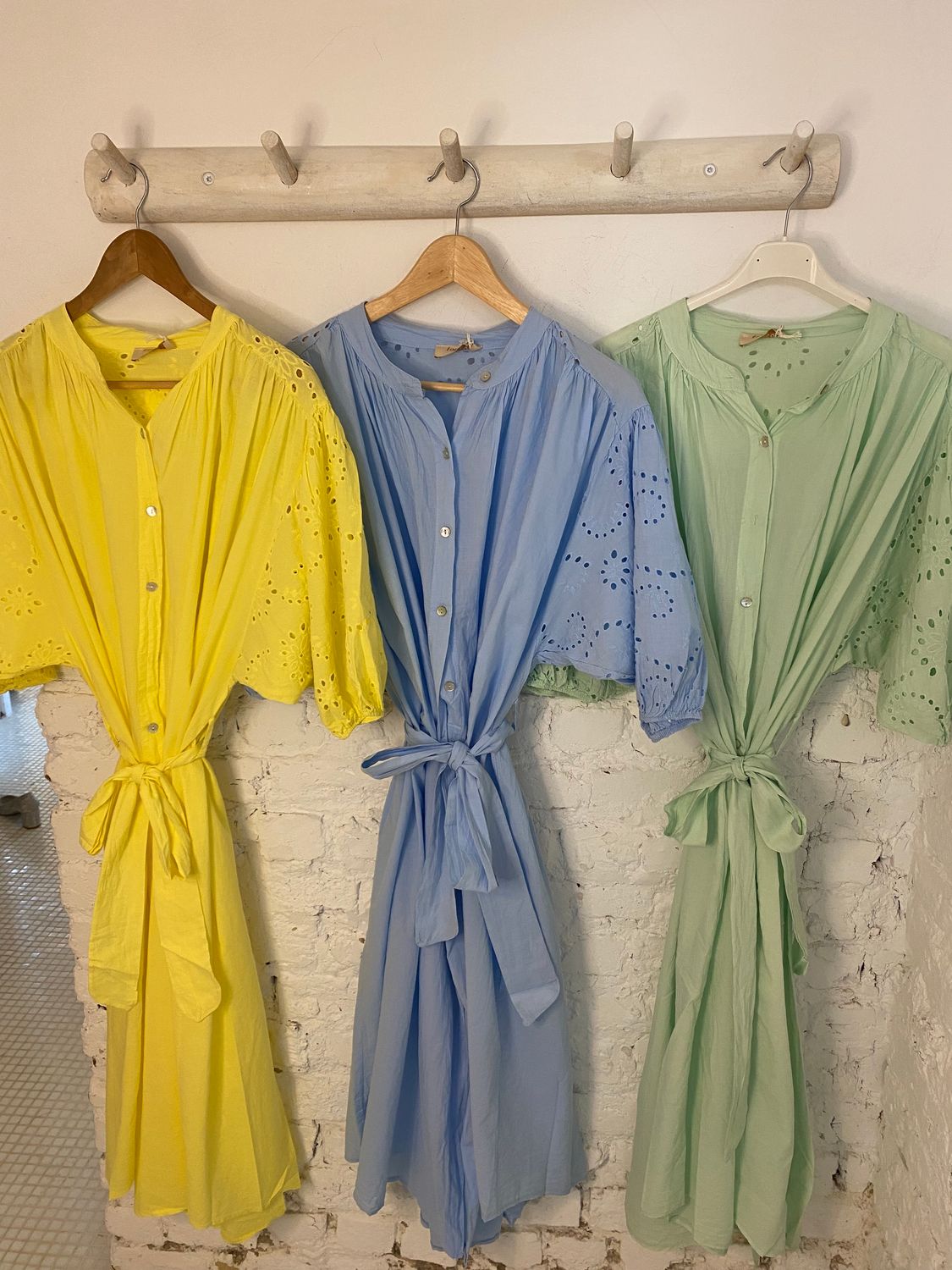 Romantisch kleed - kanten mouw - katoen blauw/geel/mint - TU