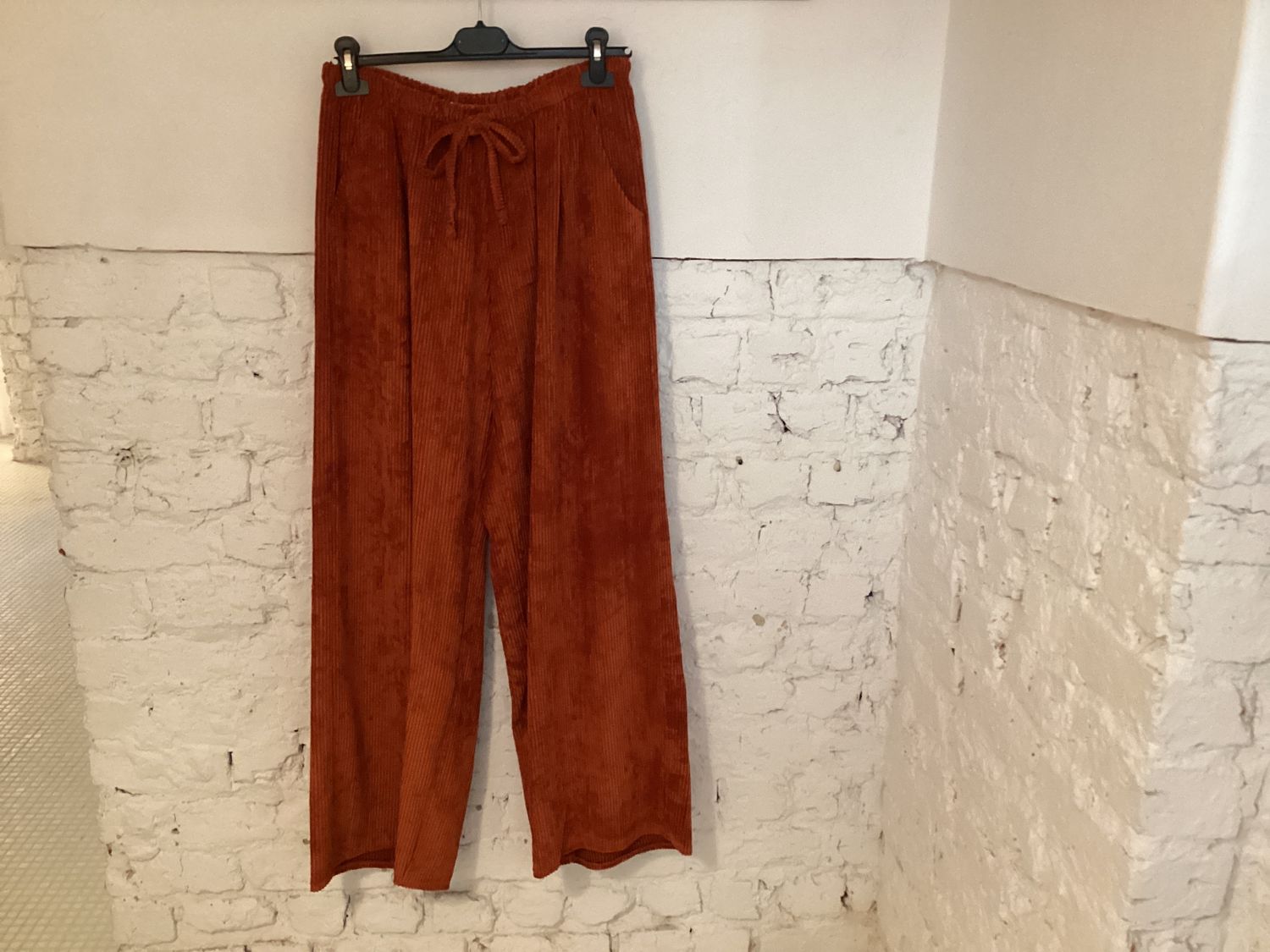 Broek velours roest one size