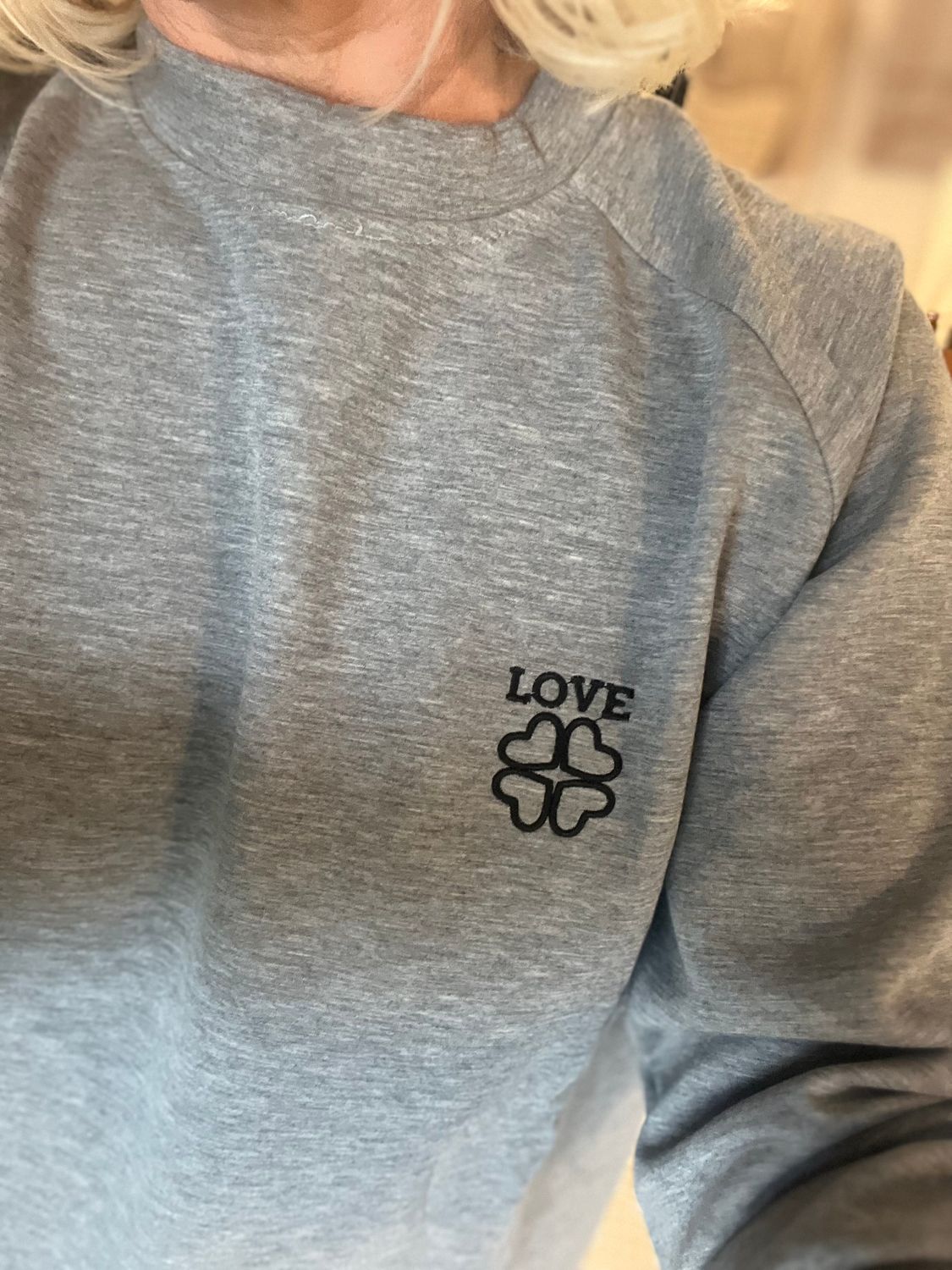 Love sweater taille Unique