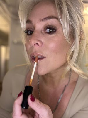 Golden gloss