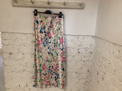 Rok bloemen satin look one size