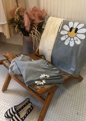 Good vibes only 💛 T-shirt oversized met langere mouw - one size