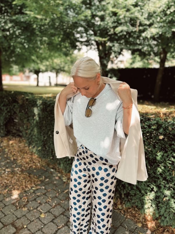 Broek bollen blauw - crème 💙 one size 💙 rek bovenaan 💙 zakken