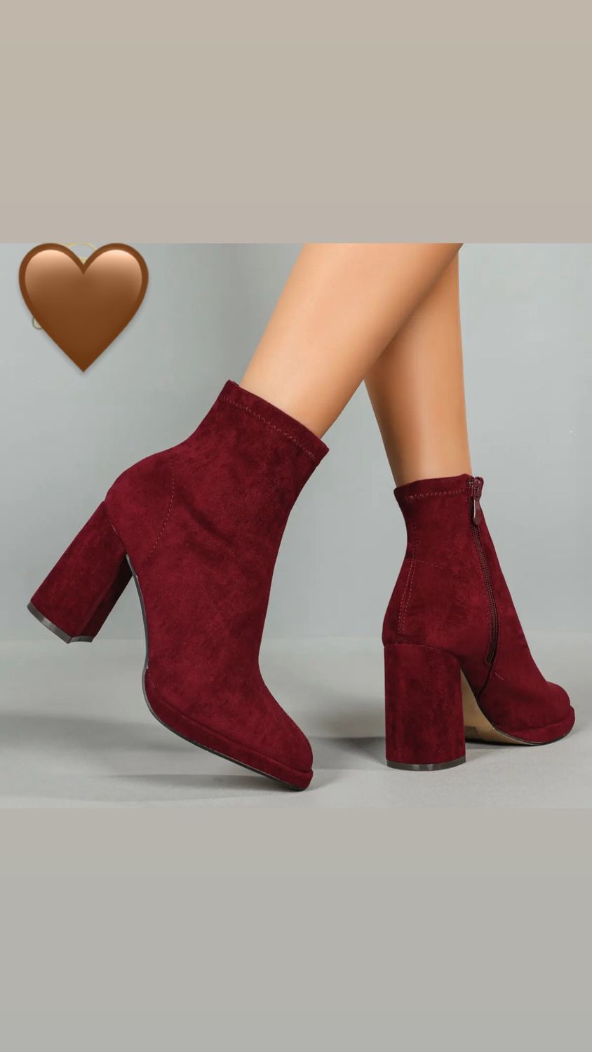 Burgundy laarsjes met stevige hak