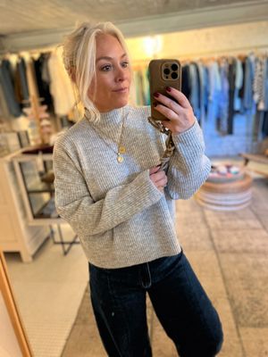 Trui grijs met ribbel en halve opstaande kraag - one size