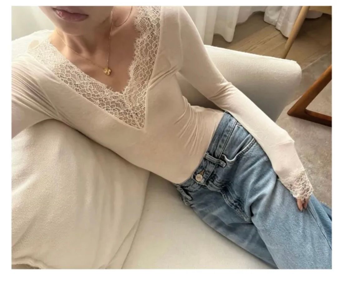 Super zachte t-shirt met lange mouwen en kanten detail - one size