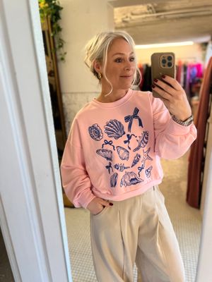 Pink sweater  seafood- one size