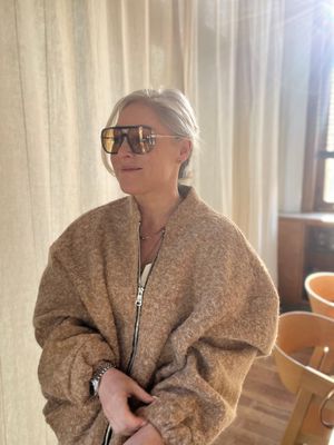 Beige oversized bomberjacket met rits en zakken - one size