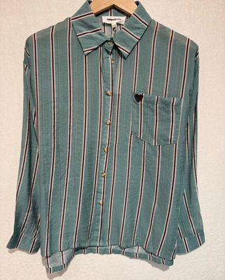 Hemdje streep met leuk hartjes detail