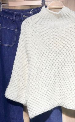 Zachte trui Elina - kraagje en losse mouw - candy Collection 🤎