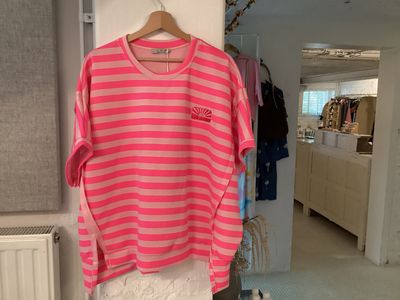 Life is good fluo top- oversized model-one size