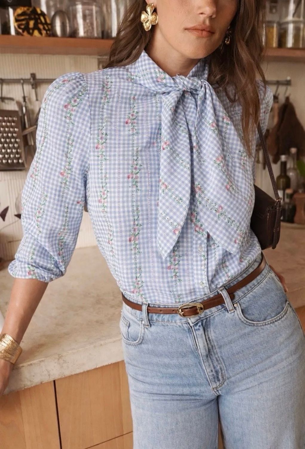 Blauw hemd met vichy ruitjes en strik