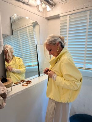 Gele bomberjacket