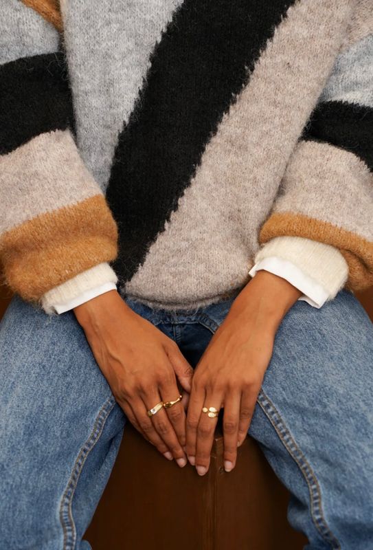 Zachte oversized knit met trendy diagonale kleurvlakken - one size