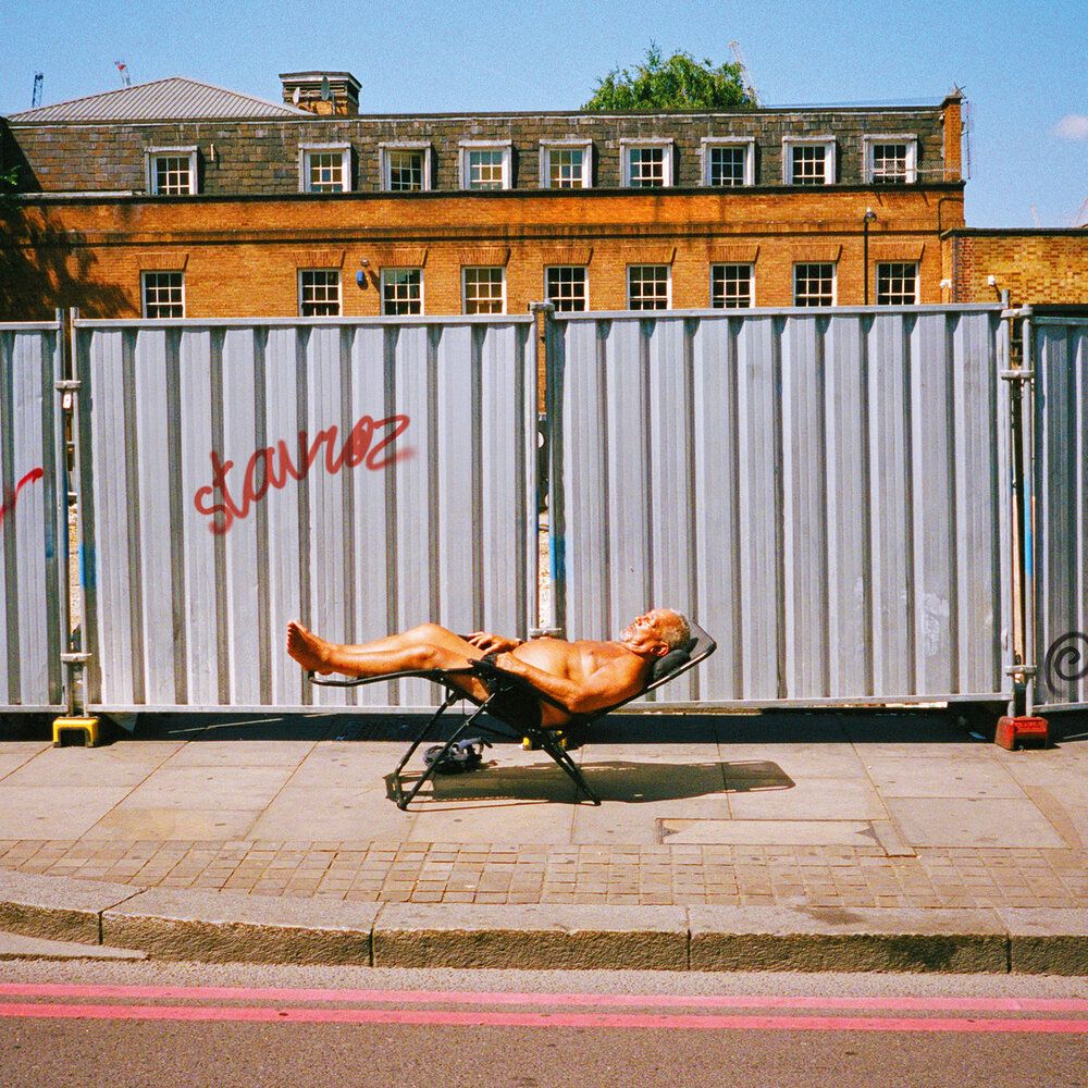 STAVROZ - TAKE A SEAT