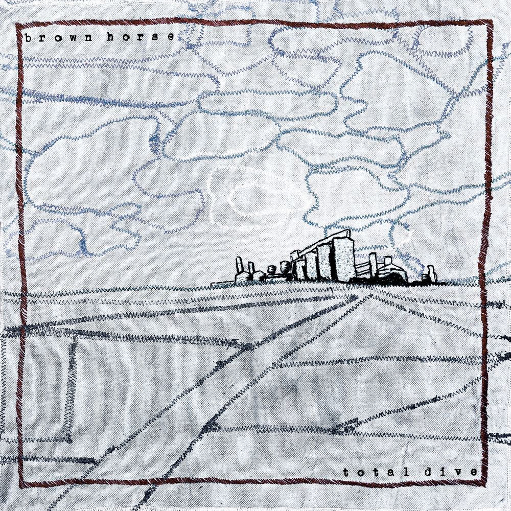 BROWN HORSE - TOTAL DIVE