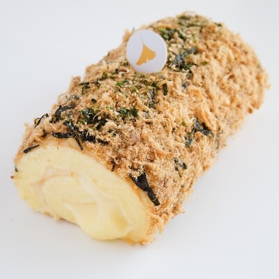 Roasted Seaweed Roll Cake