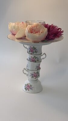Table Centrepiece/Cake Stands