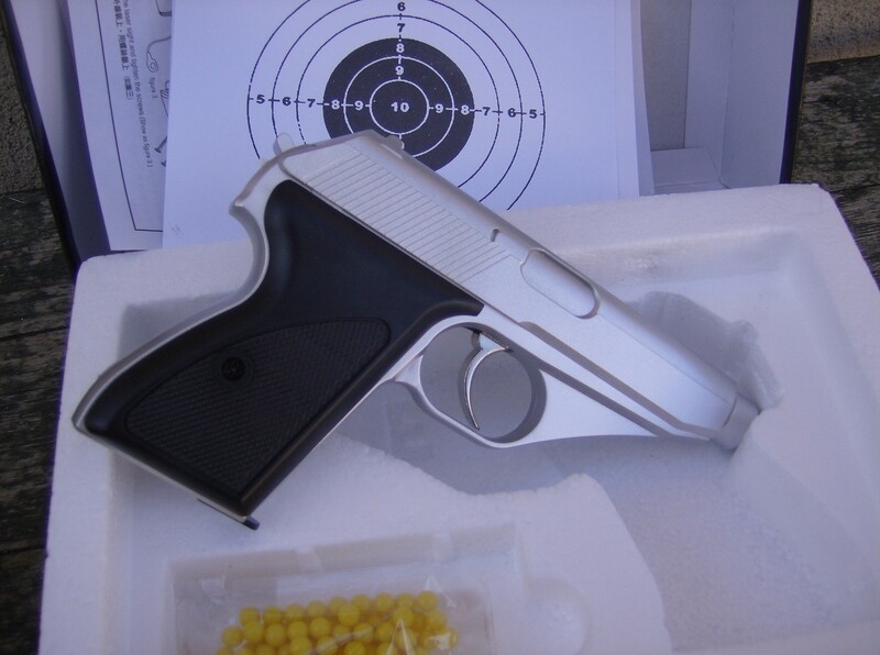 Softair SRC  7,65 MAUSER PPK ABS METAL,6MM NON SCARRELLANTE A GREEN GAS