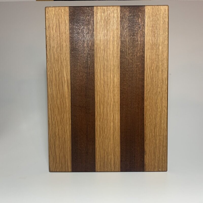 Striped chopping board