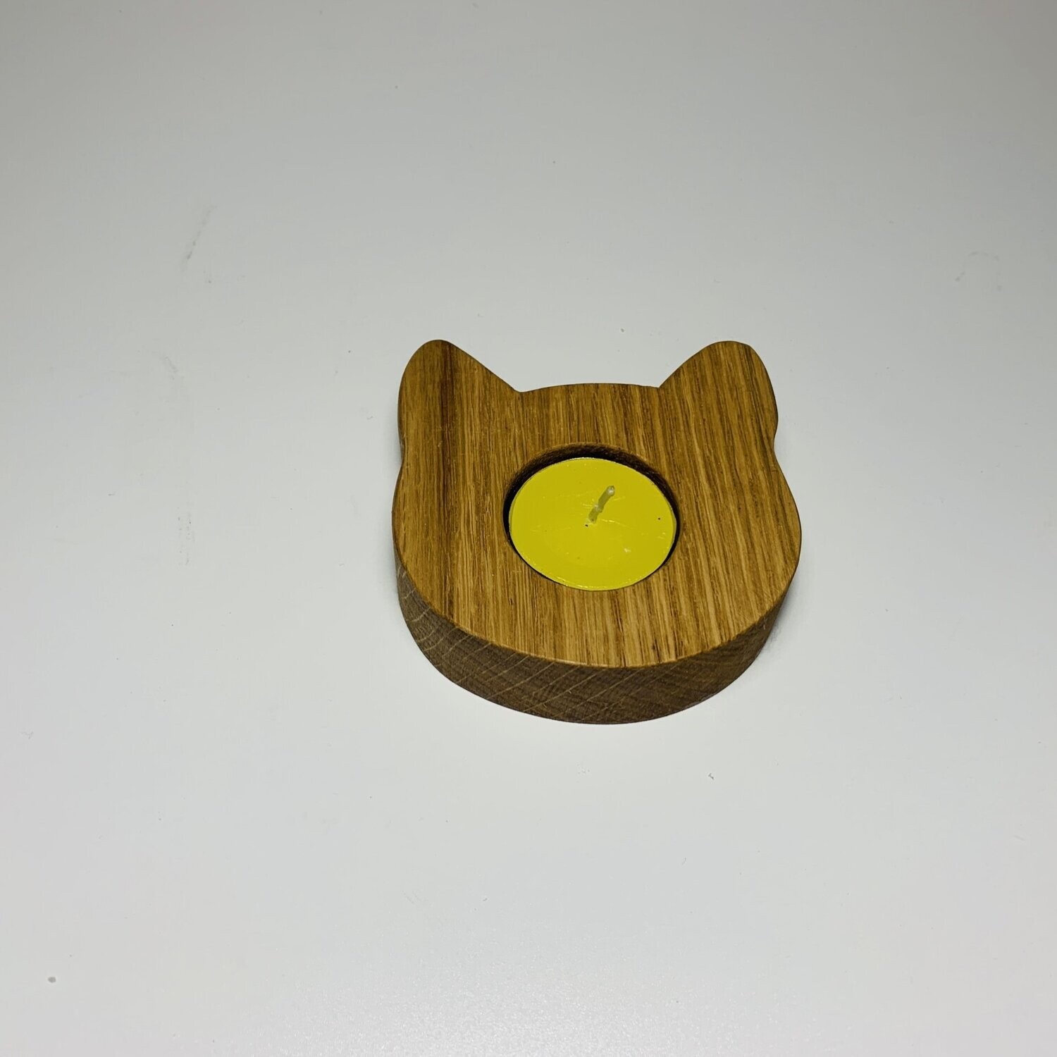 Cat face shaped tealight holder