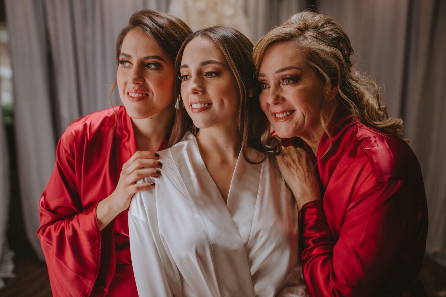 Bridal kit: Novia, mamá y dama