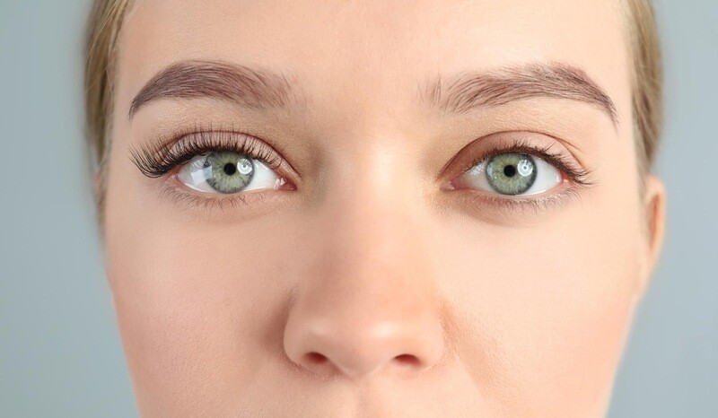 Réhaussement des cils