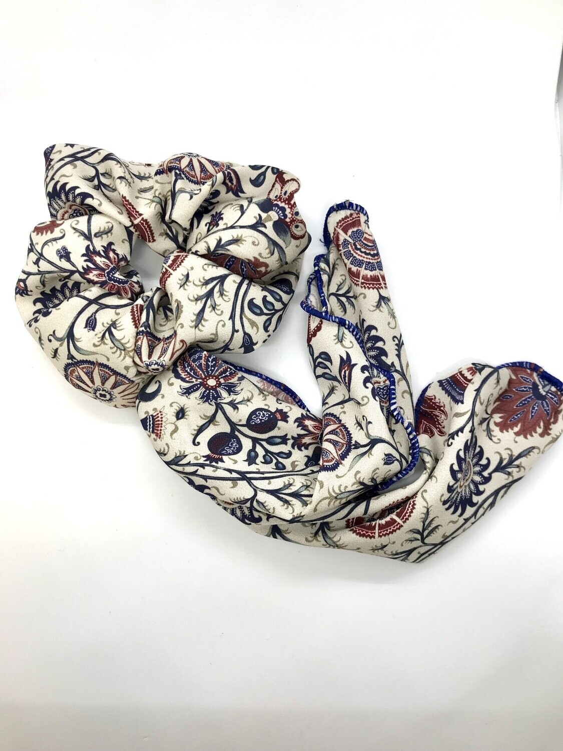 Nine 
Chouchou foulard