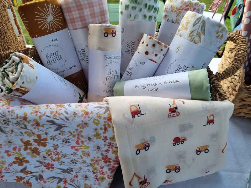  Muslin Wraps, lightweight 