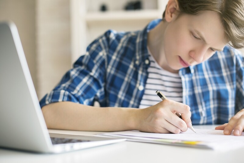 A Handy Guide to write an Analytical Essays – 2021 Guide