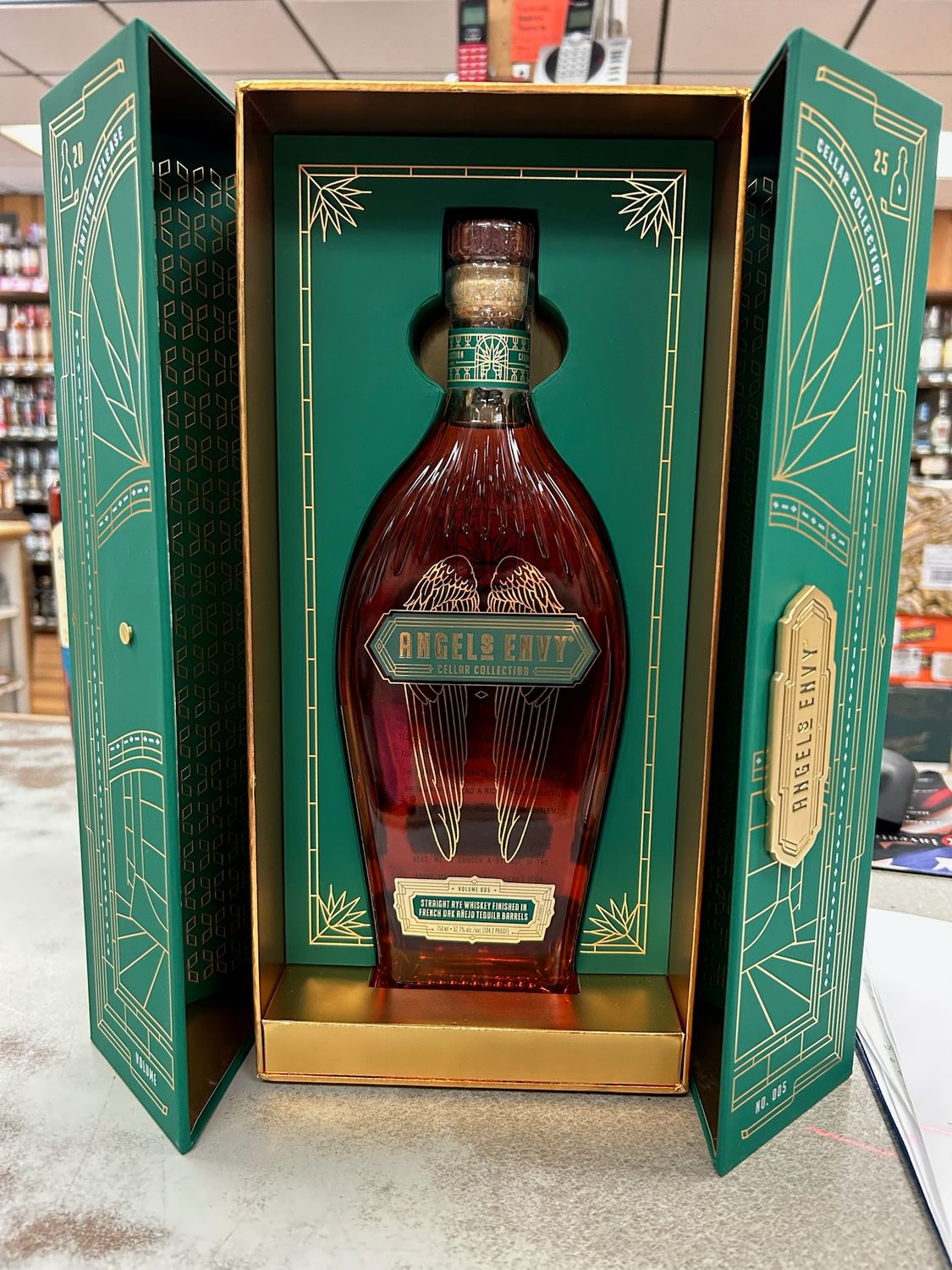 Angel&#39;s Envy - Bourbon - Single 750ml bottles