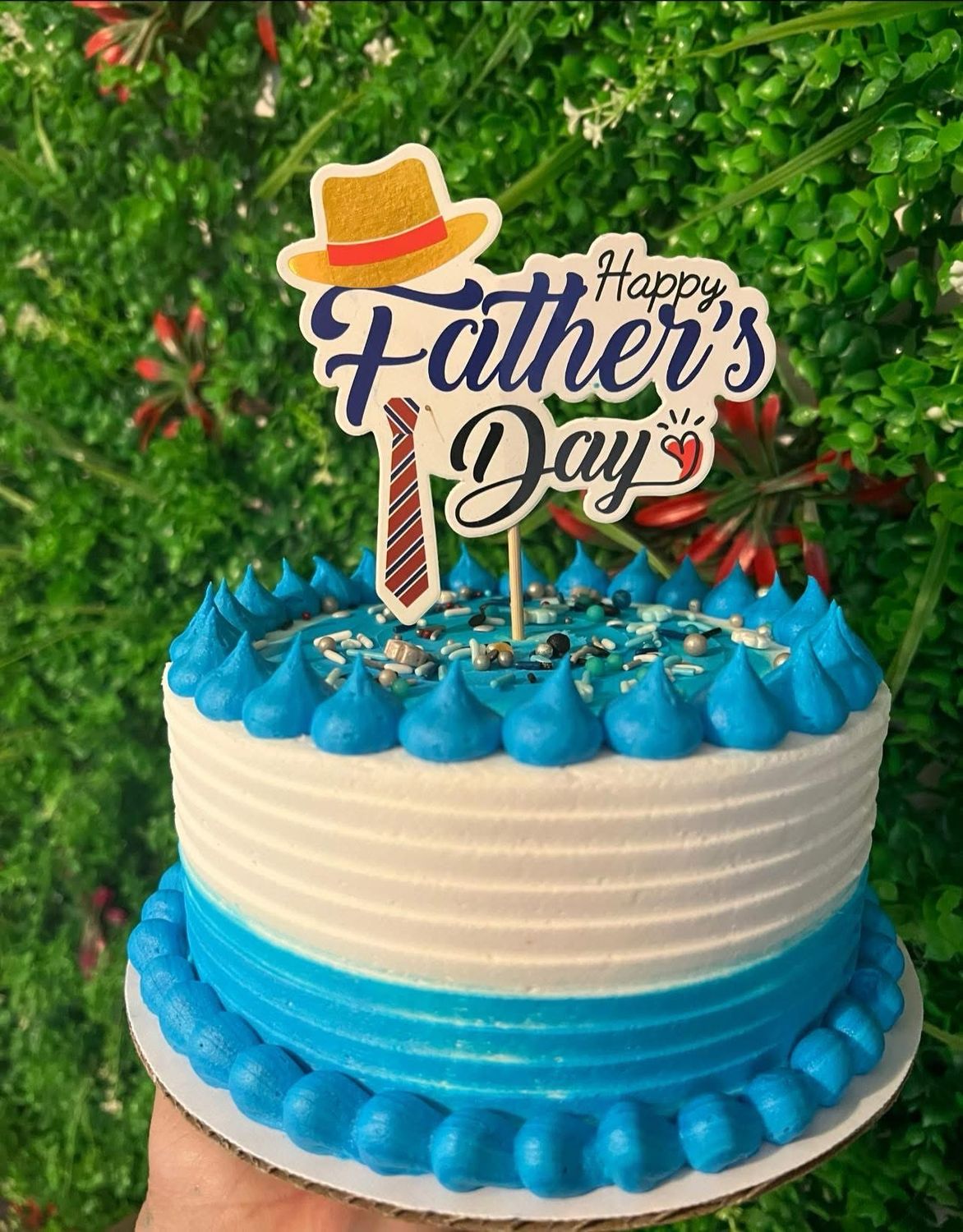 Father’s Day Cake 8-10 porciones