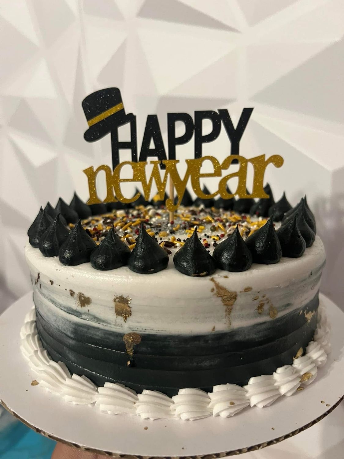 New Year Cake 20-25 porciones