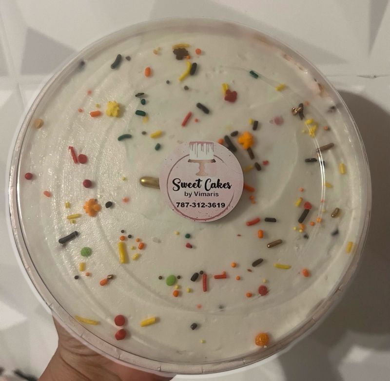 Bizcocho Mojadito Almendra en Molde 7”