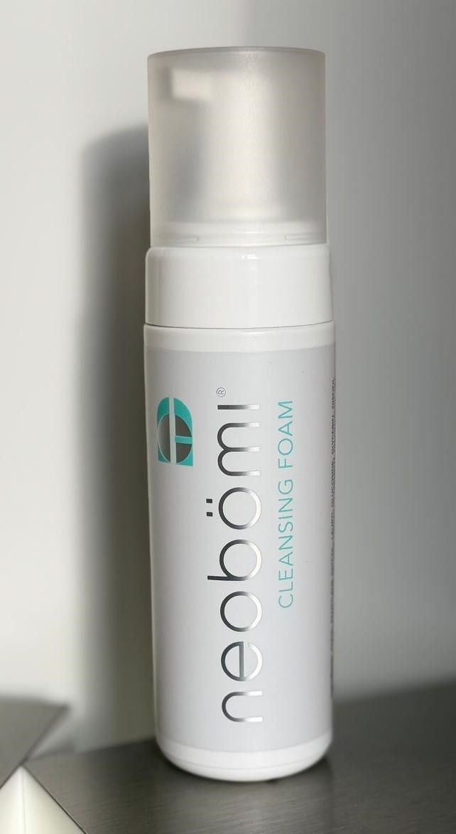 Neobömi Cleansing Foam 150 ml - Die sanfte Tiefenreinigung für ein klares Hautbild Neobömi Cleansing Foam 150 ml - Die sanfte Tiefenreinigung für ein klares Hautbild