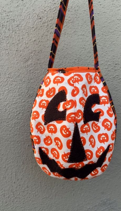 Large Jack-o-Lantern Trick-or-Treat Bag