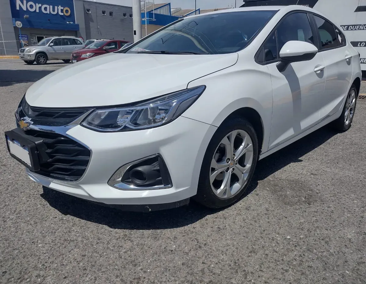 Chevrolet Cruze 5 1.4 Lt At 5p