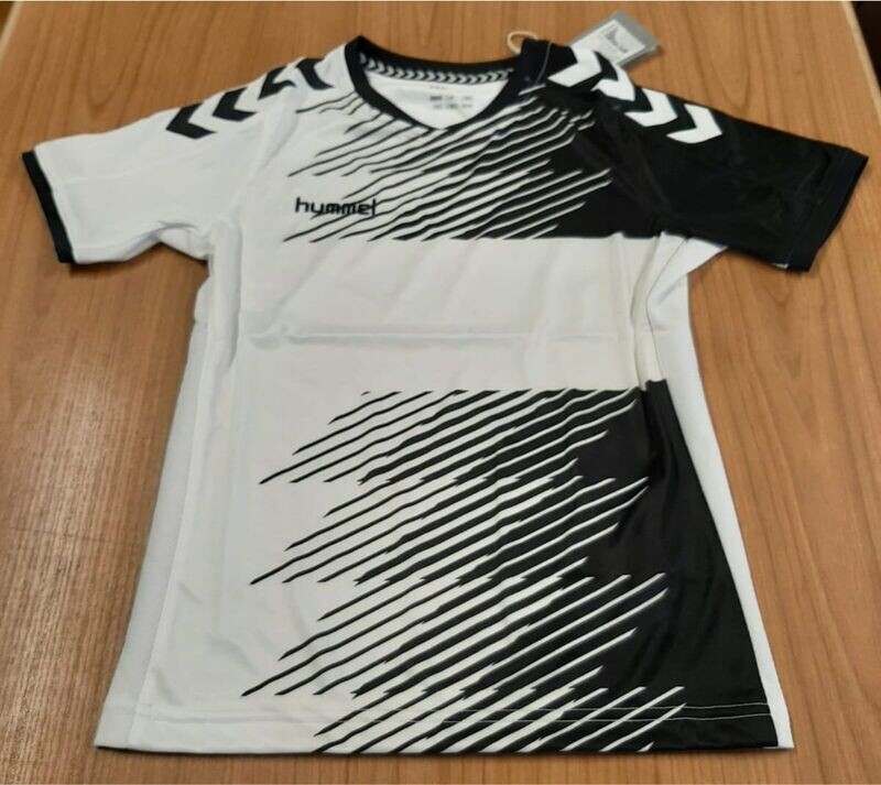 8 Teamshirts Hummel 03-668/2114