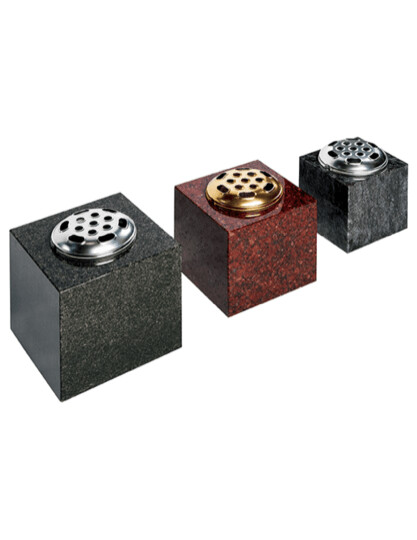 Square Vase 234G